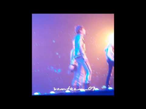 150927 SWC4 in BKK - Shake that booty Onew