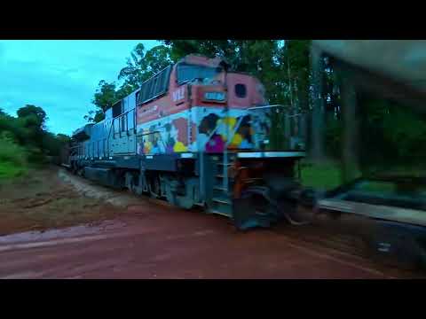 DESCIDA BRUTA! SD70BB SEGURANDO UM TREM GIGANTE