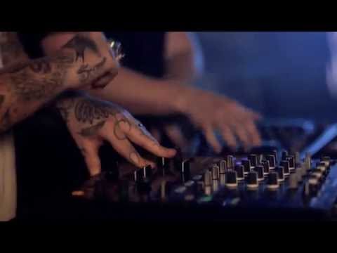 Sticky Blood Ft Ajay Carter & Matic Mouth - Push My Pen (Exposed In Session)