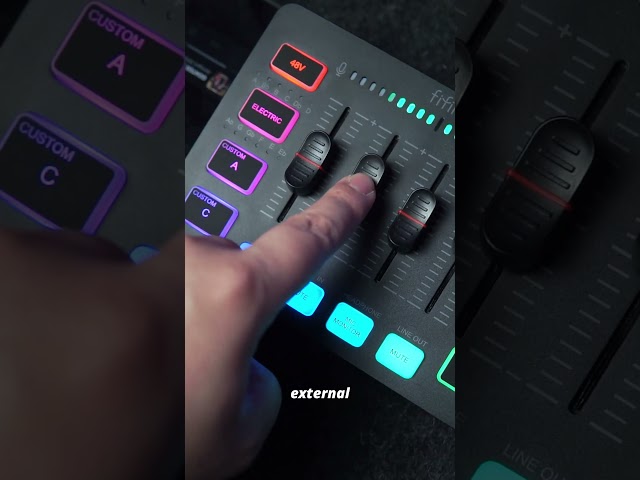 Vídeo relacionado con Audiomixer für Streaming, Soundboard-Mixer,PC-Audio-Interface | Kompaktes PC-Interface, praktischer tragbarer DJ-Sound-Controller für den Streaming-Einsatz