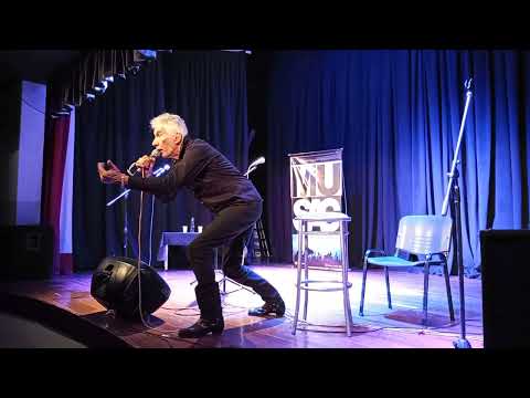 SANDRO GOMEZ EN EL TEATRO MUNICIPAL RIO GALLEGOS