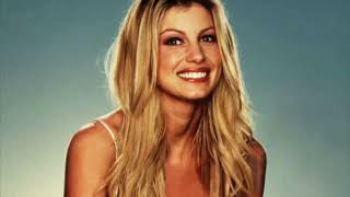 Faith Hill sunshine and summertime ￼