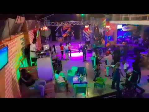 @jux @gnakowarawara sugar daddy Mush up by @BarakaDehost..location #Best Dj Party Sports Lounge