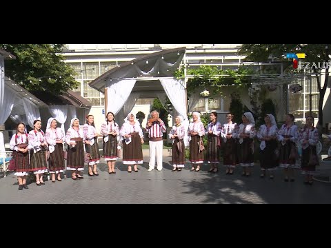 Ansamblul Tărăncuța din s.Bardar și Vasile Iovu - Frunză verde baraboi | Tezaur TV 2022