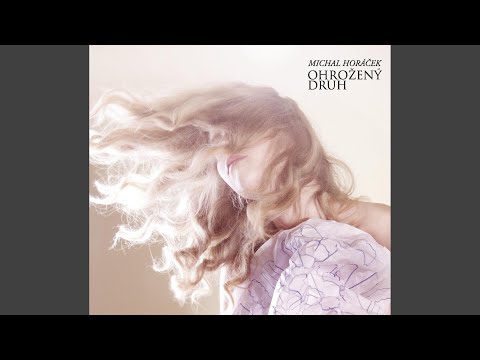 Jak ten chlap se na me diva