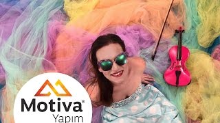 Elvan Kızılay - Less is More BACKSTAGE