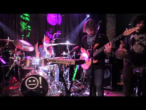 lespecial - Yellow Medicine Dancing Boy (Live at Great Scott)