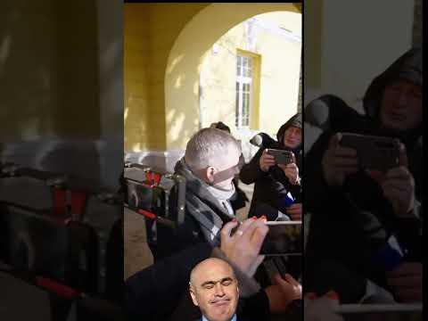 Ilie Bolojan booed in Botoșani 😂🇷🇴 #romania #funny #humor