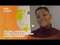 Darryl Amankwah (14) ontvangt eerste kinderperskaart: 'Ik wil sowieso meneer Rutte interviewen'