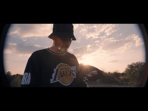 M0LLY - Nie Oceniaj (prod. Friz) Official Music Video