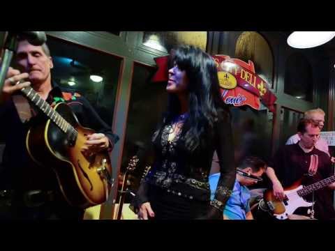 Adrianna Marie and Her Groovecutters at the Blues City Deli - Double Crossing Blues