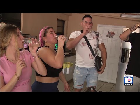 Is Hialeah one of worst places to celebrate Thanksgiving? This family says, 'No way!'