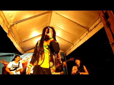 Paa halamang-singaw f Isang mahusay na paghahanda ng halamang-singaw sa pagitan ng toes