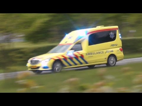A1, E-Klasse Ambulance 09-148 naar melding in Soest