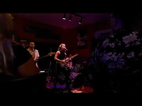 Erin Coburn at Strangefellows Pub Rutland Vermont 8-18-2022