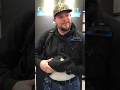Dan Bauman shows off his favorite fixed and folder for everyday use.