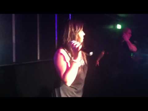 Amanda Wilson - Watching (Live at Club Revenge, Brighton)