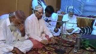 preview picture of video 'Fatiha Kh(w)ani At Takiya-E-Ghousia, Liaquat Ashraf Colony, Mehmoodabad, Karachi.'