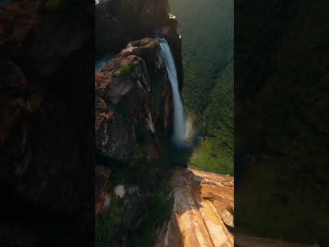 O que tem embaixo do Salto do Itiquira - Formosa-GO 🚣🏿‍♀️ #nature #fpv #fpvflight #cachoeira