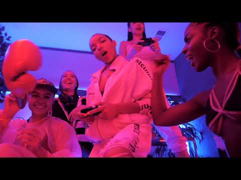 Video thumbnail for Cash Race