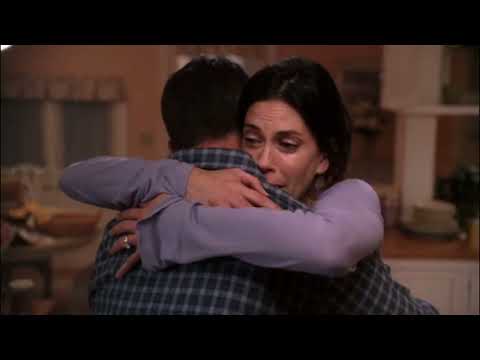 Susan Finds Mike's Pills - Desperate Housewives 4x07 Scene