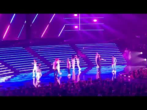 Backstreet Boys live performance