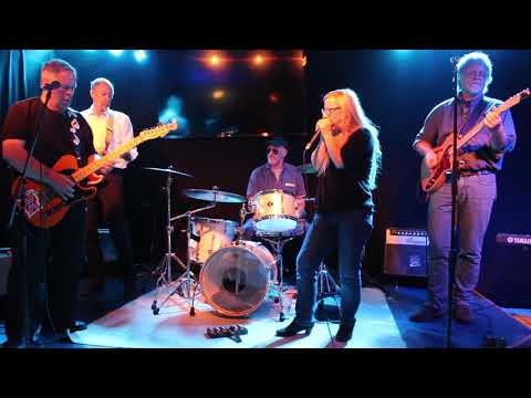 udo drumming .......Eilenriede Blues-Session