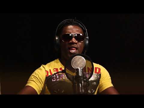 Promedio 20 -  La Formula (Video Oficial)