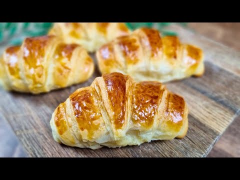 No-Fold, No-Machine Croissants: The Stacking Butter Technique That Actually Works