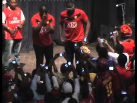 Dr.Sid & Wande Cole live on stage