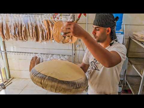 🔥 Inside a Traditional Iranian Bakery | Homemade Bread Baked in a Fire Oven 🍞