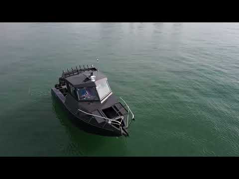 Black cabin fishing boat 6.5m high speed Shark 650