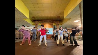 NHẢY FLASHMOB – ĐI GIỮA TRỜI RỰC RỠ l QUỸ TUỆ ĐỨC