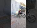 LOS ESCAPES DE MOTO Comedia