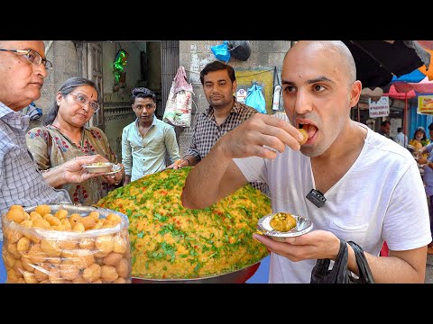 , title : 'INSANE Indian street food ADVENTURE in Mumbai!!! BEST Vegetarian street food in Mumbai, India'