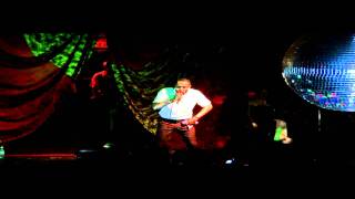 MOS DEF IN SAN JOSE - &quot;TRAVELLIN MAN&quot;