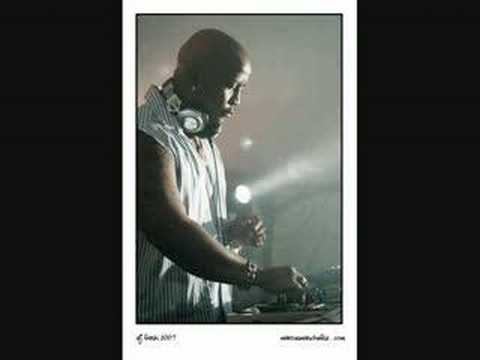 DJ Fresh Feat. Mary Byker - Nervous