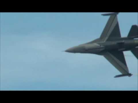 Belgian F-16 at Sunderland International Airshow 2009