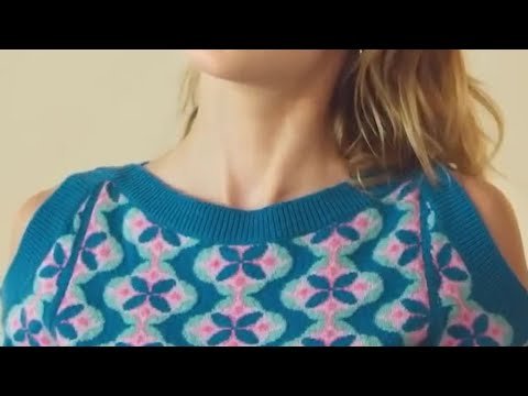 Lily-Rose Depp Is A Chiropractor's Dream