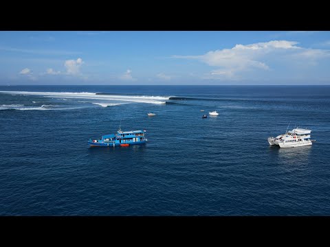 Perfect Left Setup - Telescopes, Mentawais