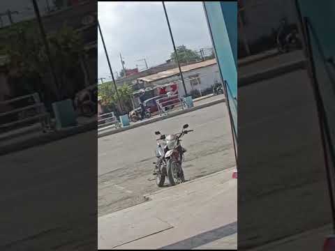 Asaltantes en moto/SantaElena/Ecuador