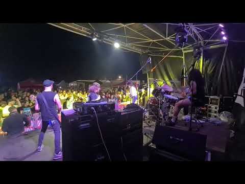 Dead End Kids - Frieda und die Bomben (Beatsteaks vs. Turbostaat Cover)