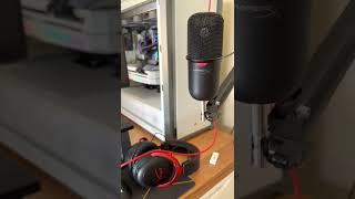 HyperX SoloCast Black (HMIS1X-XX-BK/G) - відео 2