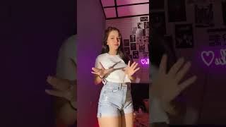 Download lagu rika gusriani..@mbulku #shorts #tiktok #shortvideo mp3