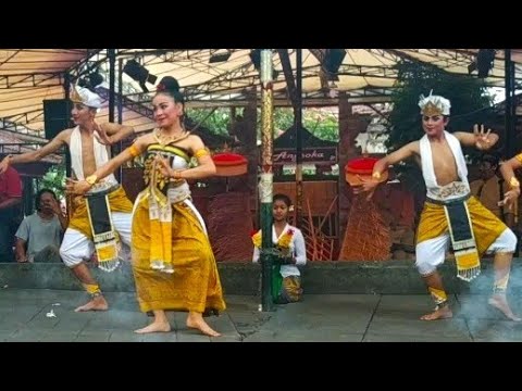 Tari Kontemporer SMKN 3 Sukawati