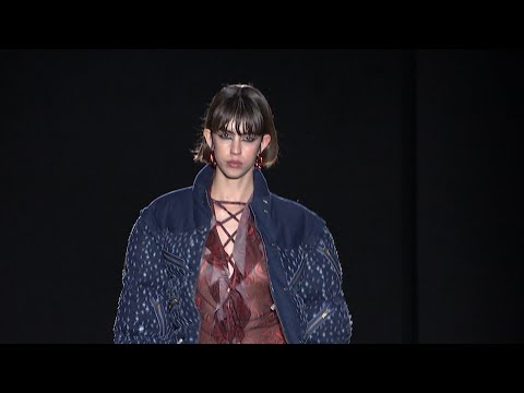 Pedro Gómez Madrid en el desfile de 404 Studio (080 Fashion Week Barcelona Otoño/Invierno 2023)