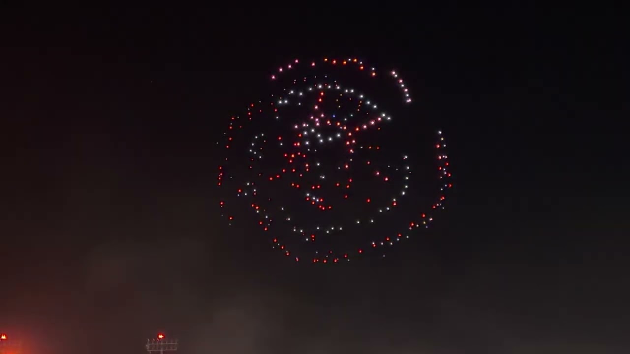 Texas vs. Ole Miss: 4th Quarter Drone Show - DKR Memorial Stadium Austin, TX 10/24/2026 - YouTube