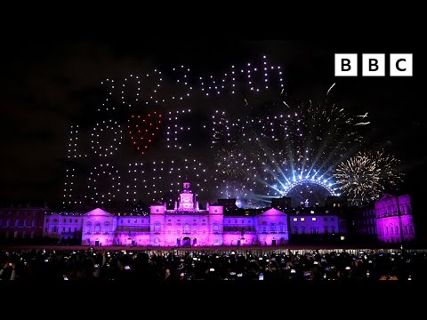 Happy New Year Live! 🎆 London Fireworks 2023 🔴 BBC