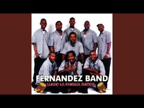 La Familia Fernandez (feat. Fatima Fernandez)