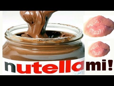 Affronti il pacco con miele e risposte di limone Guardi imballano il negozio del corpo di notte